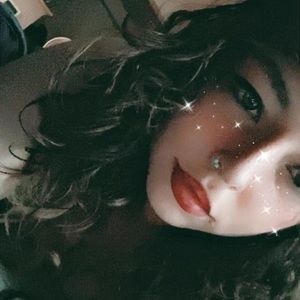 Meet your Posher, Catie